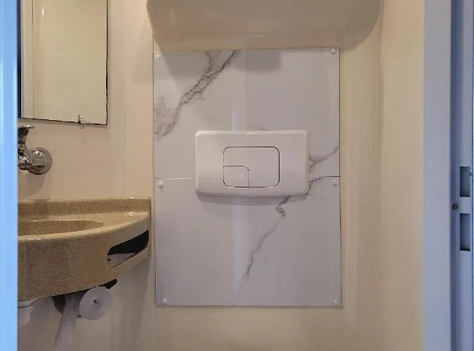 Premiere Classe Metz Nord - 2* Semécourt